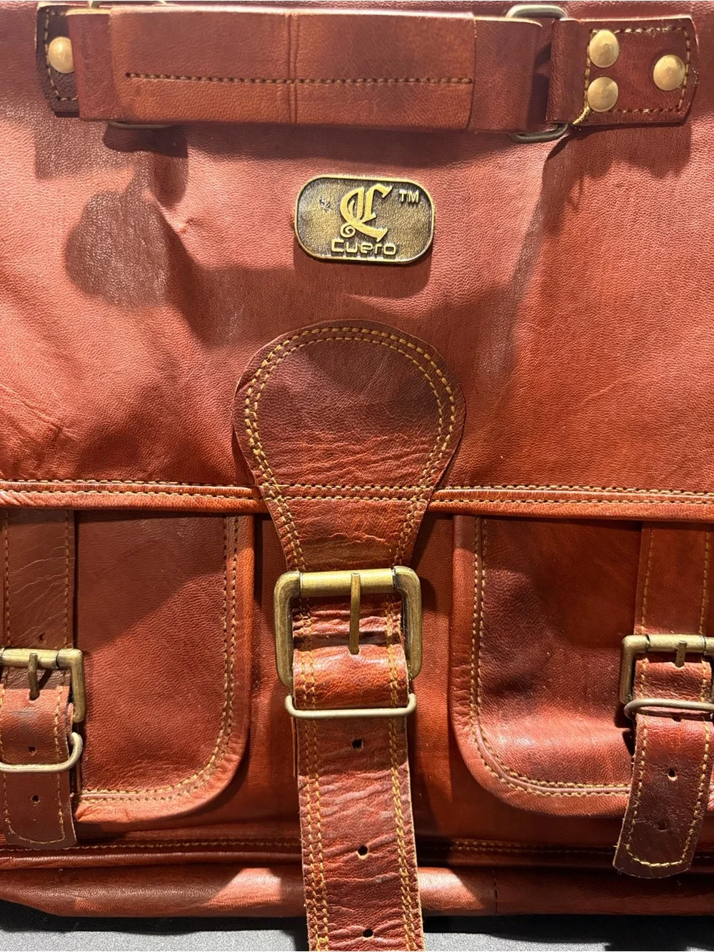 Cuero-Men's Brown Leather Messenger Bag - Classic Briefcase Style-EUC